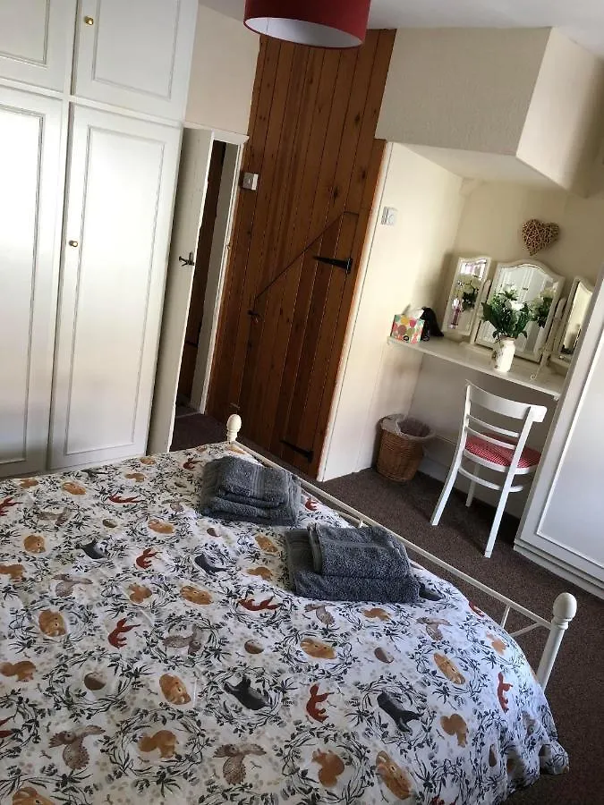 Mena Cottage, Cosy Country And Quaint. Hunmanby